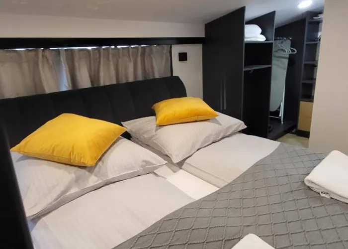 Old Town Apartment, Starowislna Apartment *