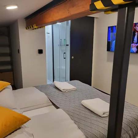 Apartment Old Town Apartment, Starowislna