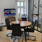 아파트 Old Town Apartment, Starowislna